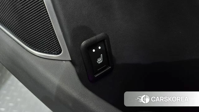 Maserati Levante id 3852015 из Кореи 9