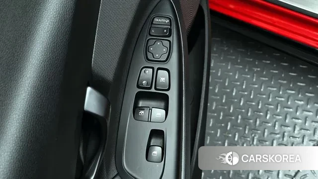 Hyundai Veloster (JS) id 3247944 из Кореи 9