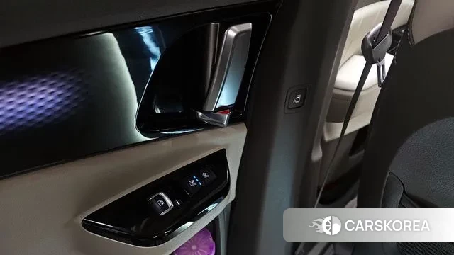 Kia Carnival 4th generation id 3342101 из Кореи 9