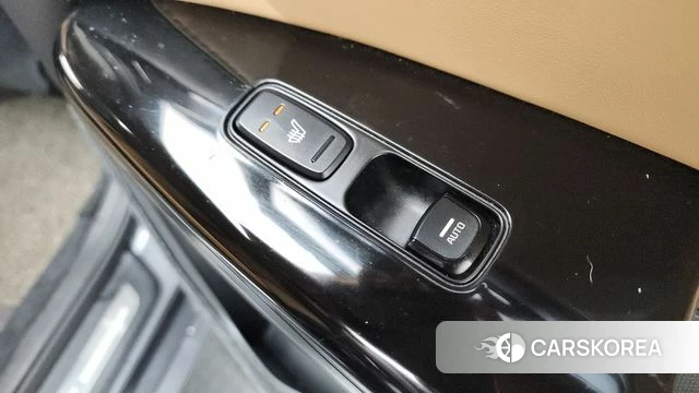 Kia K7 Premier Hybrid id 3834132 из Кореи 9