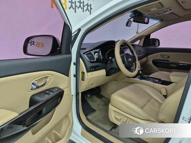 Kia All New Carnival id 4900874 из Кореи 9