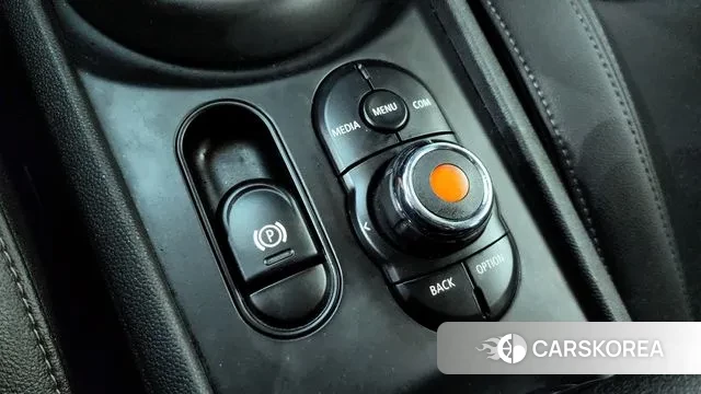 Mini Cooper D Clubman id 3171213 из Кореи 9