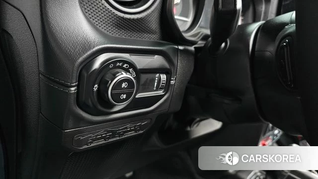 Jeep Wrangler (JL) id 4777993 из Кореи 9