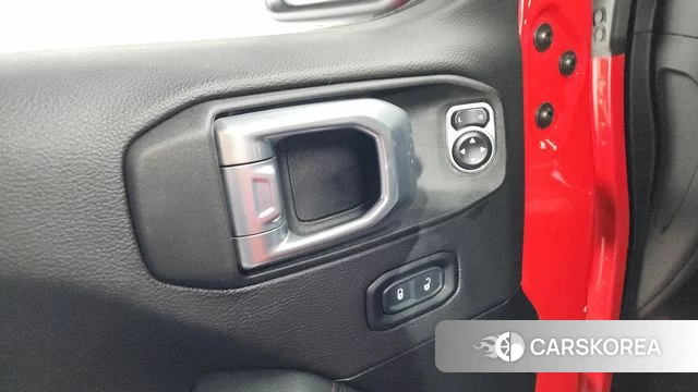 Jeep Wrangler (JL) id 4323985 из Кореи 9