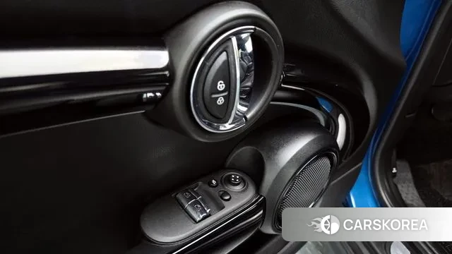 Mini Cooper id 2895004 из Кореи 9