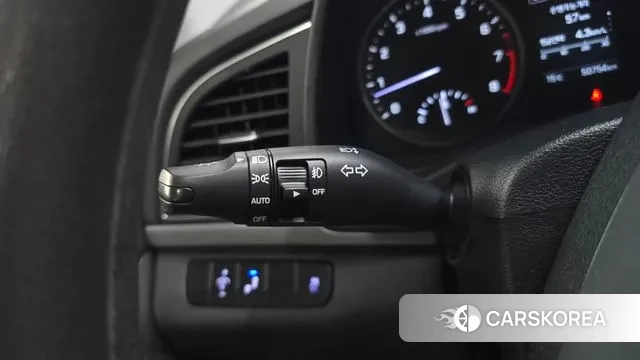 Hyundai Avante AD id 3313502 из Кореи 9