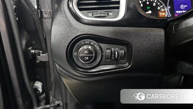 Jeep Renegade id 2966471 из Кореи 9