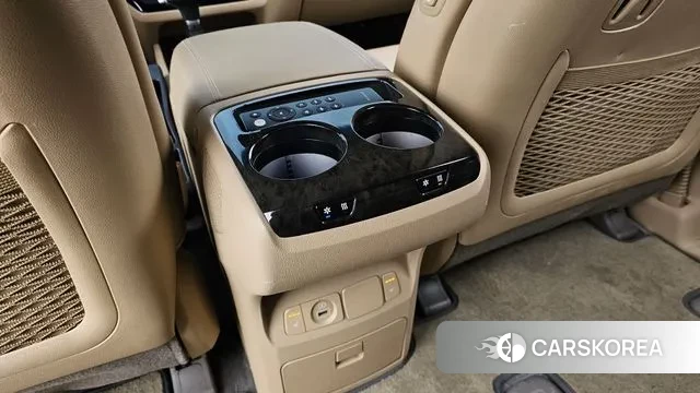 Kia The New Carnival id 3723379 из Кореи 9