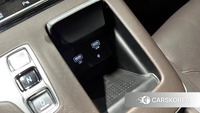 Hyundai The New Grandeur IG Hybrid id 3577935 из Кореи 9