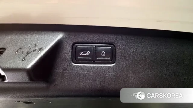 Hyundai Santa Fe (MX5) id 3599692 из Кореи 9