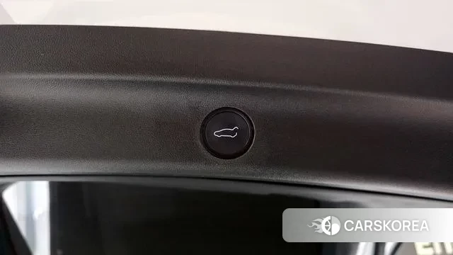 Tesla Model Y id 3223607 из Кореи 9