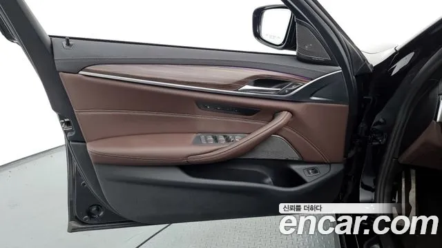 BMW 5 Series (G30) id 2849401 из Кореи 9