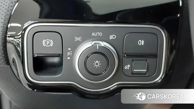Mercedes-Benz A-Class W177 id 4336716 из Кореи 9