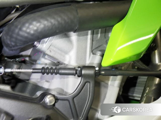 Kawasaki ZX-4RR id 3949354 из Японии 9