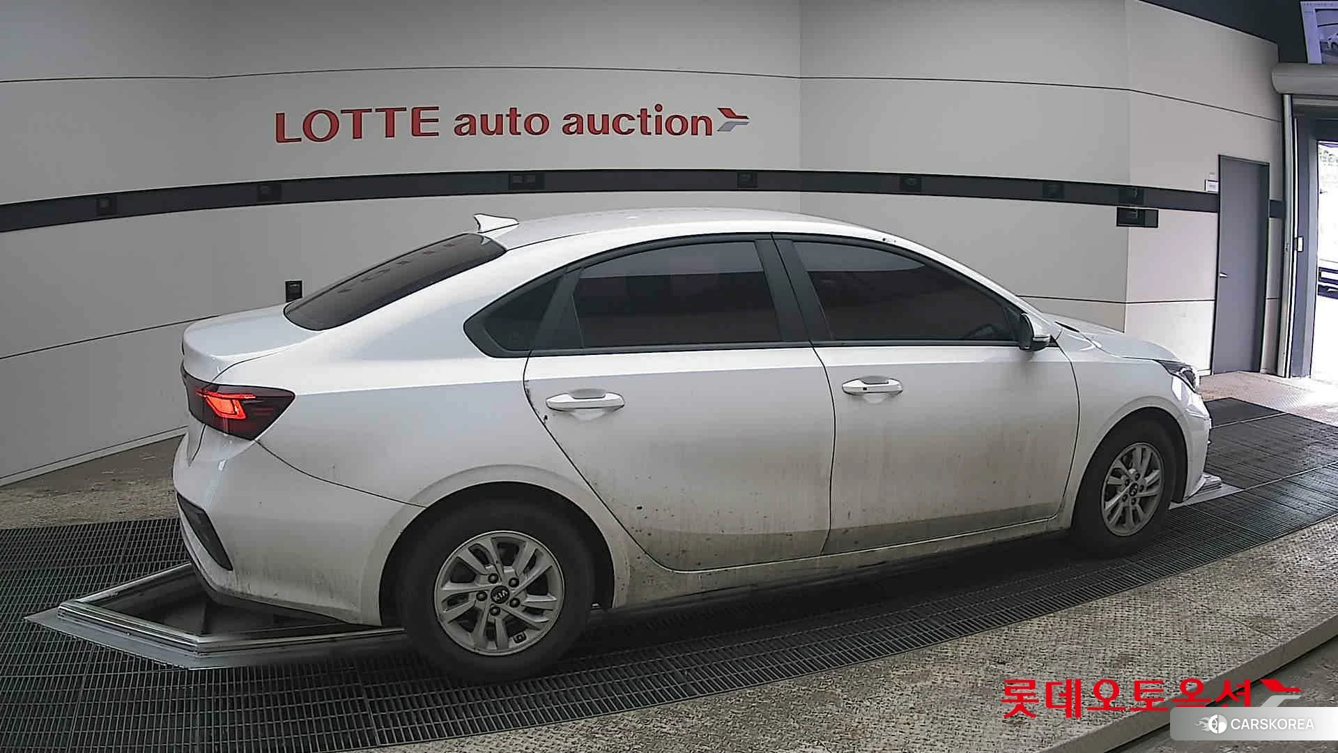 Kia K3 id 3882174 из Кореи 9