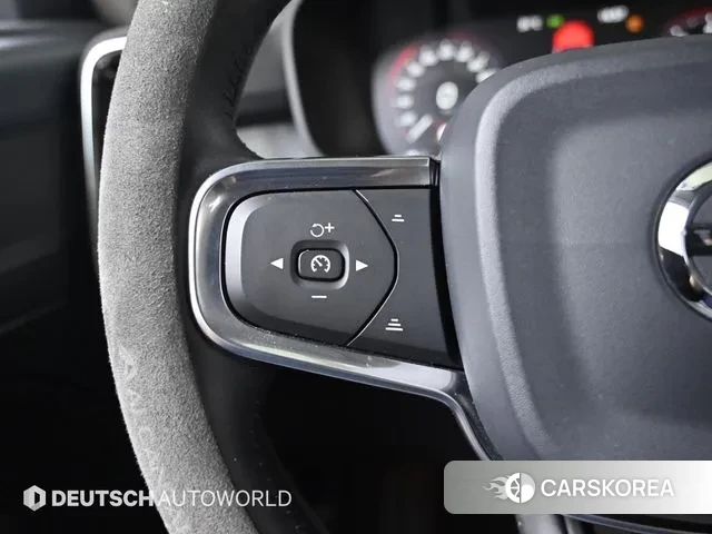 Volvo XC40 id 2991023 из Кореи 9