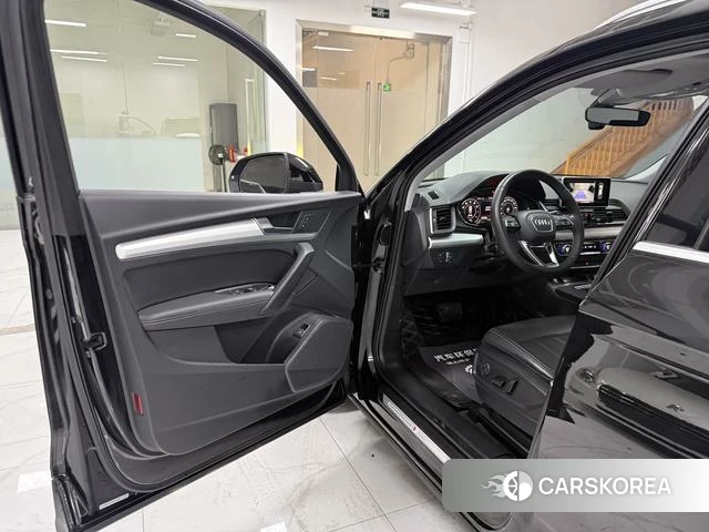 Audi Q5L id 4307708 из Китая 9