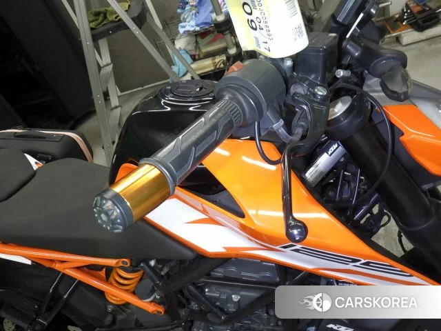 KTM 125 DUKE id 3939649 из Японии 9