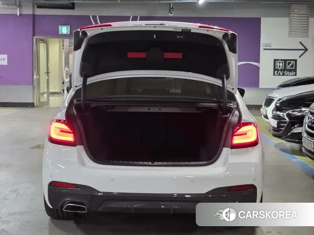 BMW 5 Series (G30) id 3016585 из Кореи 9