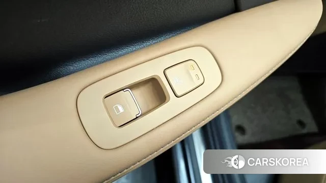 Hyundai Sonata (DN8) id 3640300 из Кореи 9