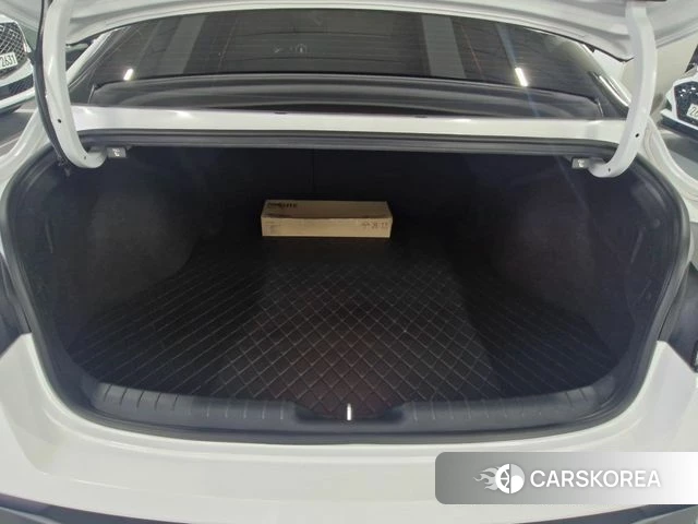Hyundai The New Avante (CN7) id 4654093 из Кореи 9