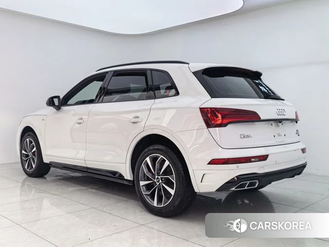 Audi Q5L id 4321167 из Китая 9