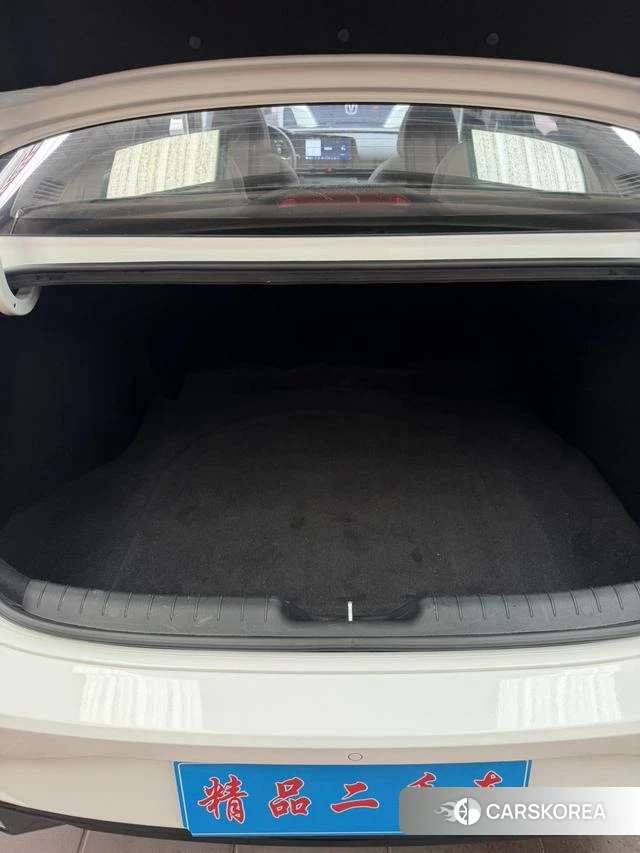 Hyundai Elantra id 3983449 из Китая 9