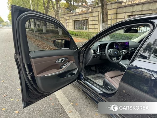BMW 3 series id 4278396 из Китая 9