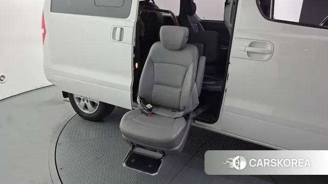 Hyundai The New Grand Starex id 3434535 из Кореи 9