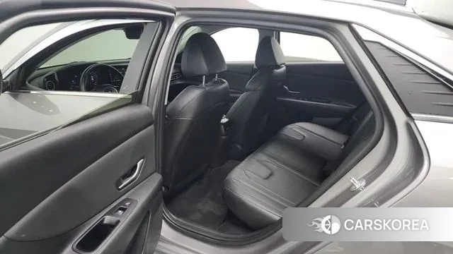 Hyundai Avante Hybrid (CN7) id 3008502 из Кореи 9