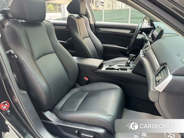 Honda Accord id 4341886 из Китая 9