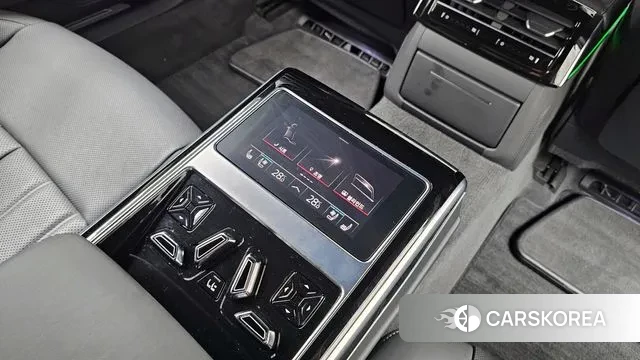 Audi A8 (D5) id 3540039 из Кореи 9