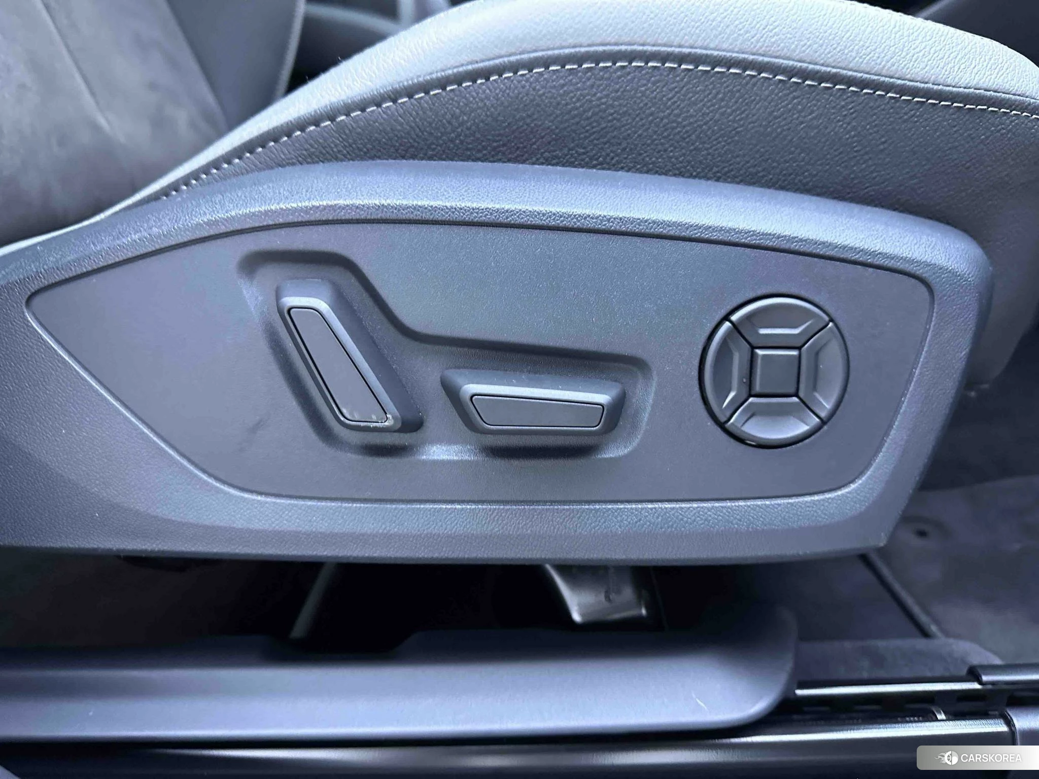 Audi Q3 id 4498648 из Китая 9