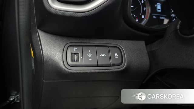 Hyundai Venue id 3924266 из Кореи 9