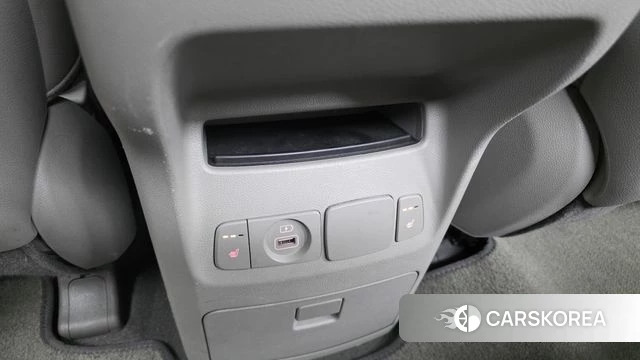 Kia The New Carnival id 4662649 из Кореи 9