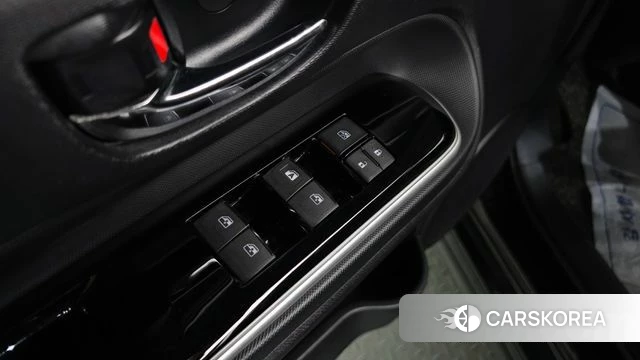 Toyota Prius C id 3936156 из Кореи 9