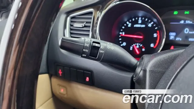 Kia The New Carnival id 2849980 из Кореи 9