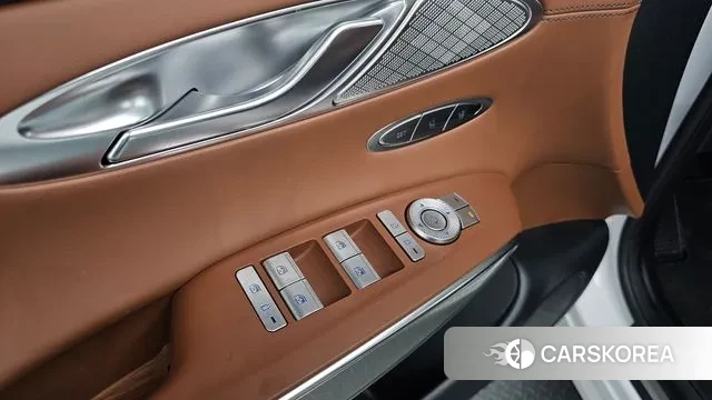 Genesis GV70 id 3359930 из Кореи 9