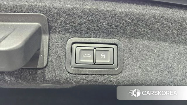 Audi A6 (C8) id 4500880 из Кореи 9