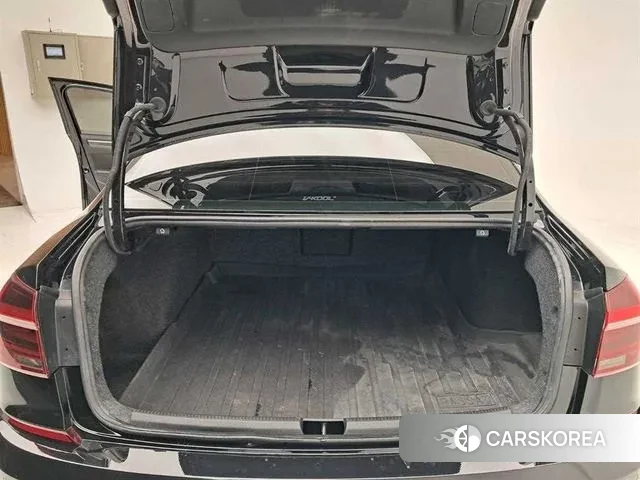 Volkswagen The New Passat id 3766599 из Кореи 9