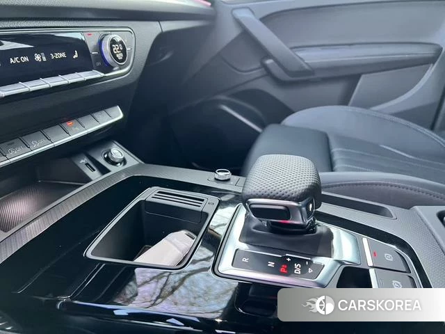 Audi Q5L id 4301837 из Китая 9