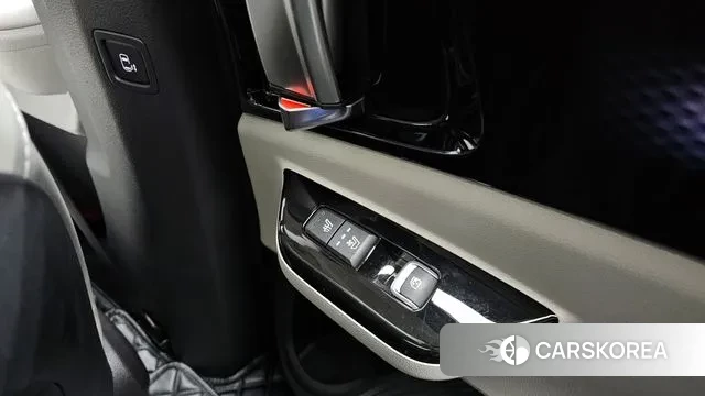 Kia Carnival 4th generation id 3680401 из Кореи 9