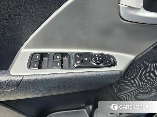 Kia Niro id 3889436 из Кореи 9