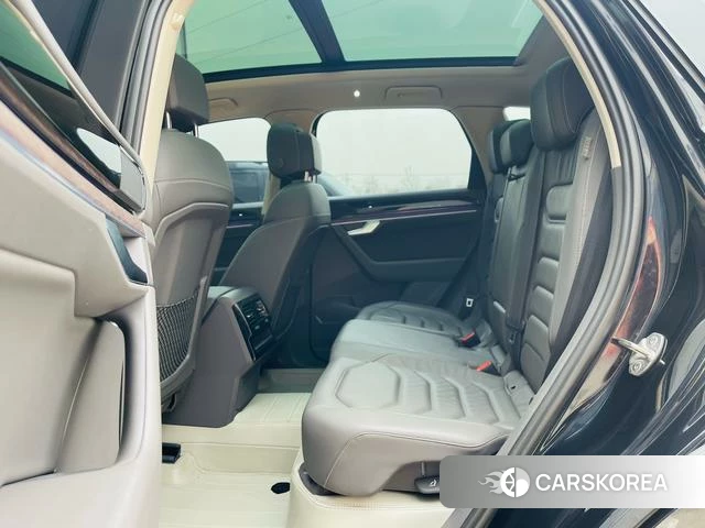 Volkswagen Touareg id 4271565 из Китая 9