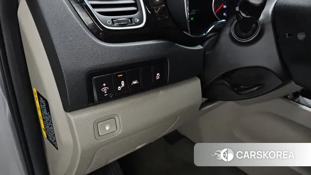 Kia The New Carnival id 3297018 из Кореи 9