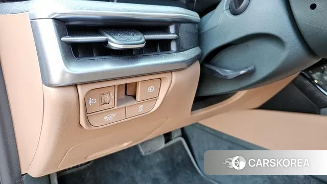 Hyundai Grandeur (GN7) id 3606166 из Кореи 9