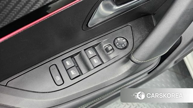 Peugeot 2008 Second generation id 4443008 из Кореи 9