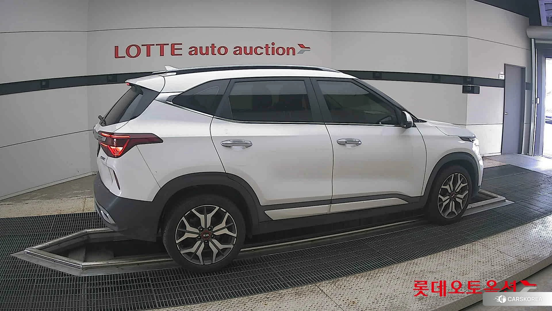 Kia Seltos id 4664338 из Кореи 9