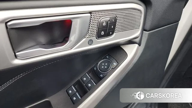 Ford Explorer 6th Generation id 3231245 из Кореи 9