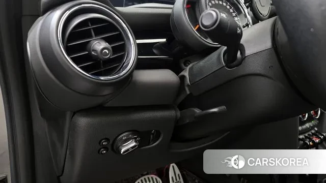 Mini Cooper Convertible id 3601553 из Кореи 9